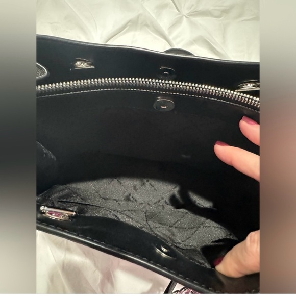 Michael Kors Handbag - Picture 5 of 6